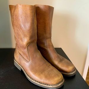 Women’s Roots Leather Boots US 8